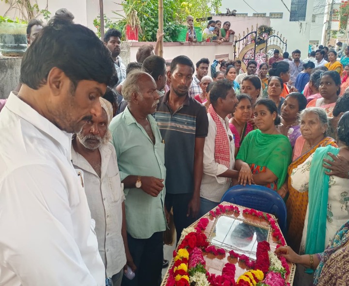 మోహన్ రావు మృతి పార్టీకి ఎంతో లోటు: దేవభక్తుని