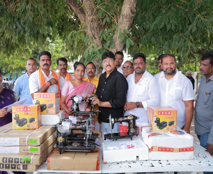 ‘మహిళలు అన్ని రంగాల్లోనూ రాణించాలి’