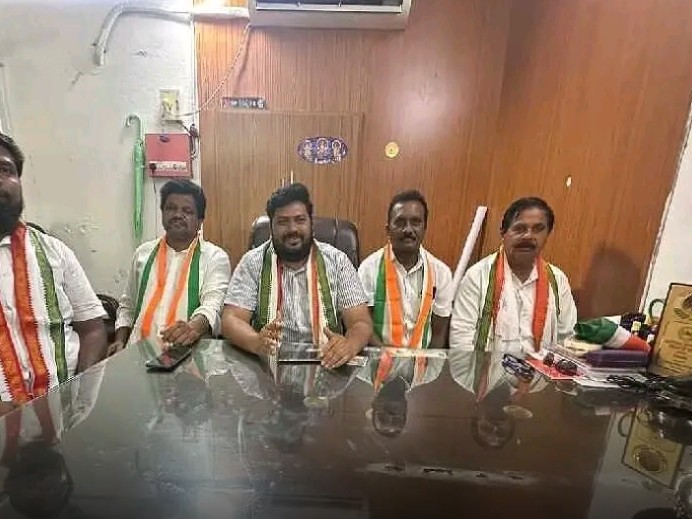 ‘హంద్రీనీవా ప్రాజెక్టును సీఎం పూర్తి చేయలేదు’