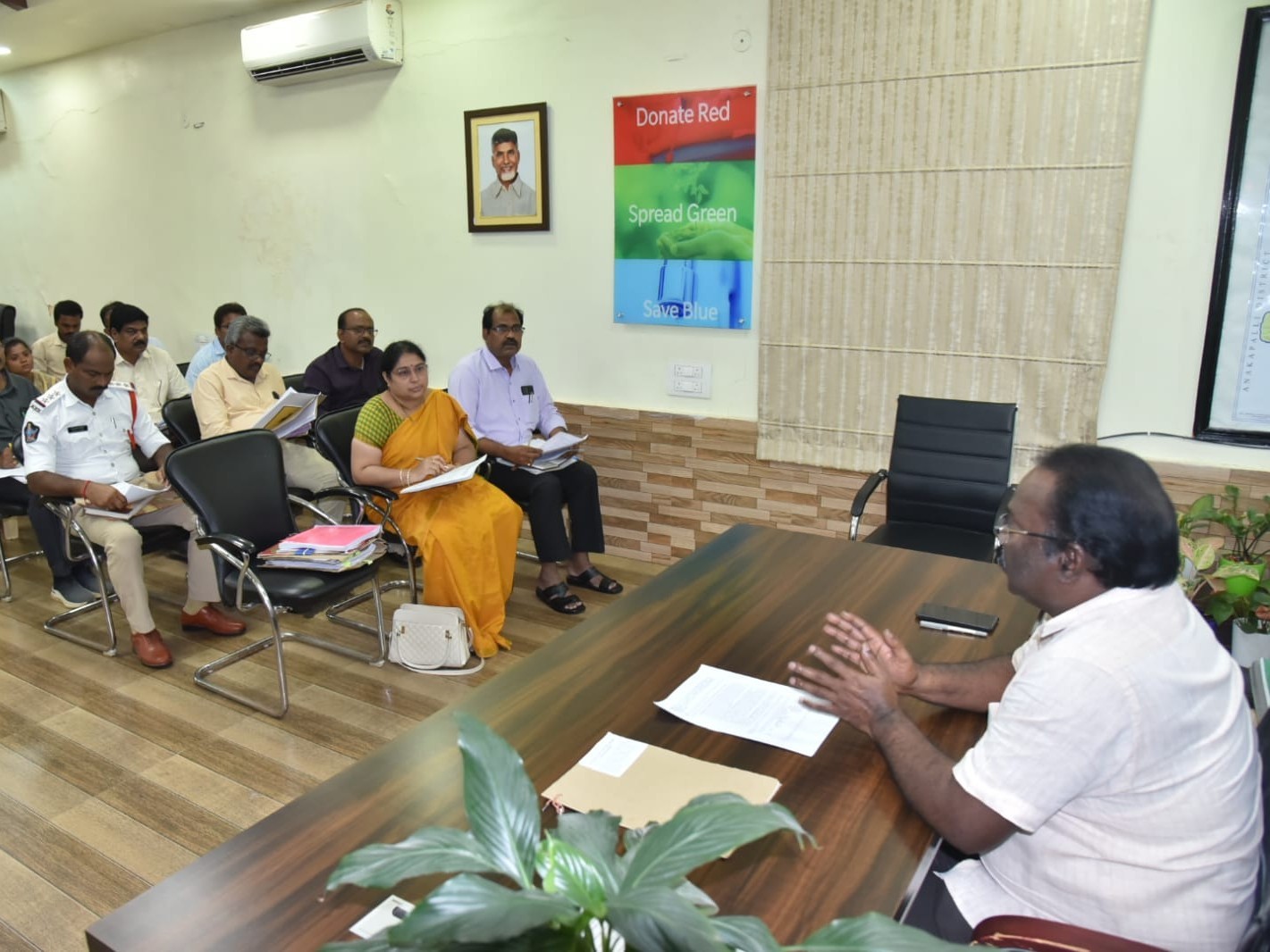 వాయు కాలుష్యం లేని నగరంగా విజయనగరం