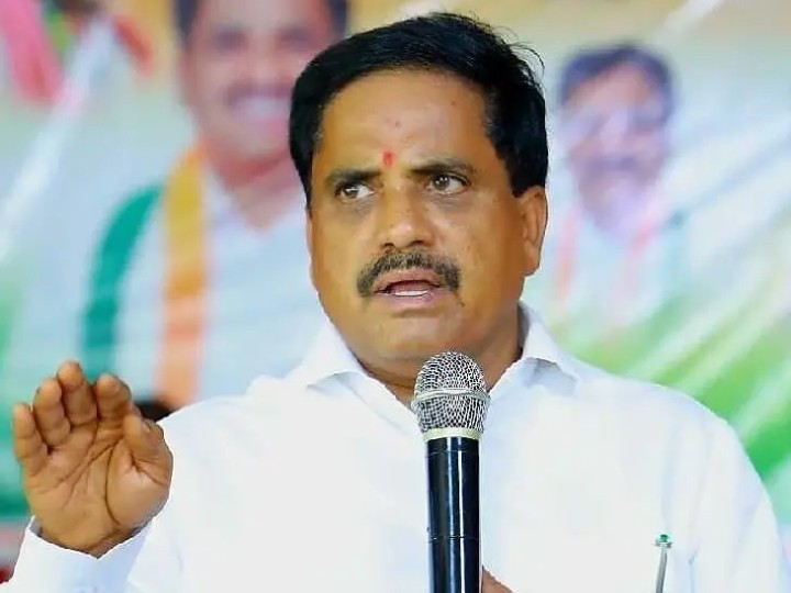 రేపు  చెక్కులు పంపిణీ చేయనున్న ఎమ్మెల్యే