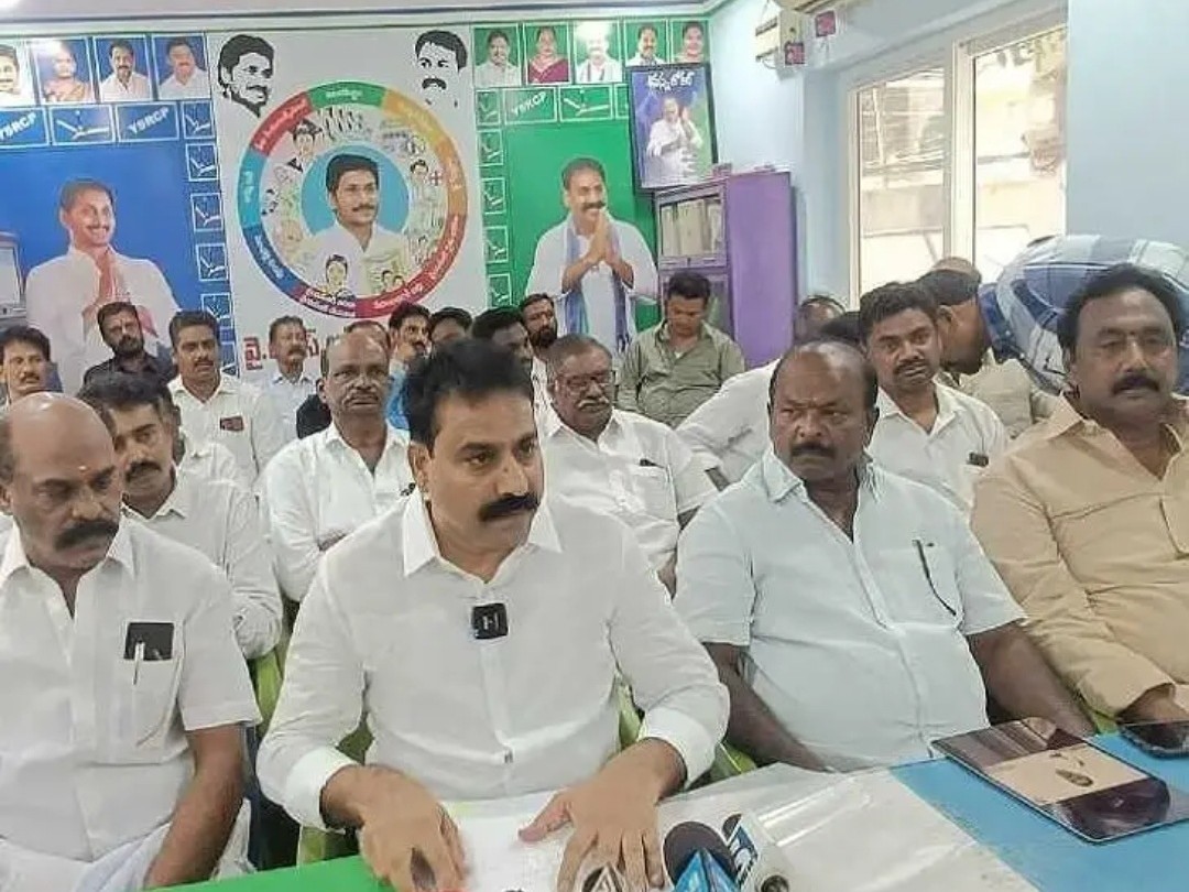 మంత్రి నాదెండ్ల తెనాలికి ఏం చేశారో చెప్పాలి: శివకుమార్