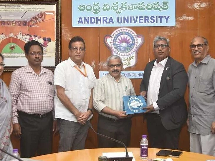 రీసెర్చ్, ఇన్నోవేషన్ రంగాల్లో కలిసి పనిచేయాలి: వీసీ