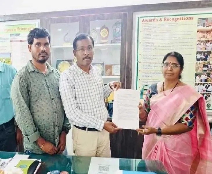 జమ్మికుంట కృషి విజ్ఞాన కేంద్రంతో విద్యాబోధనకు ఒప్పందం