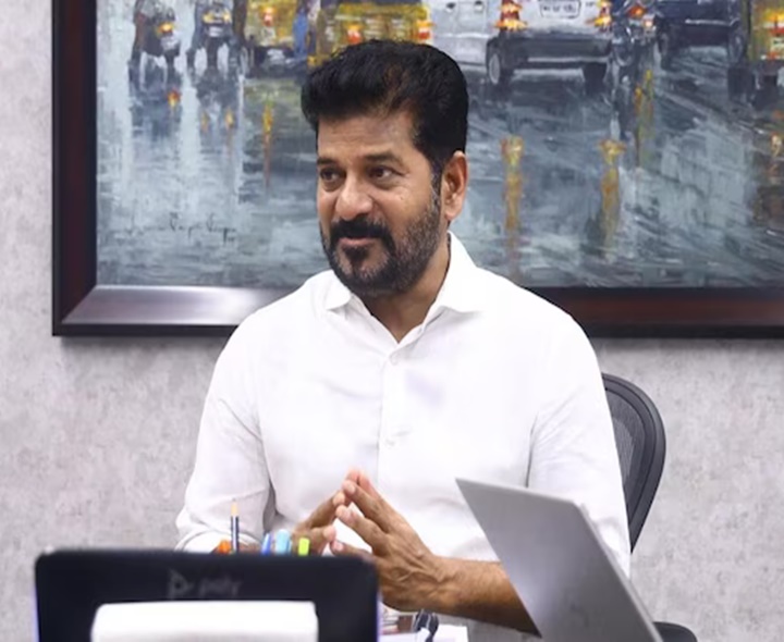 ఫార్మా, లైఫ్‌సైన్సెస్‌ కోర్సులు నిర్వహించాలి: రేవంత్‌