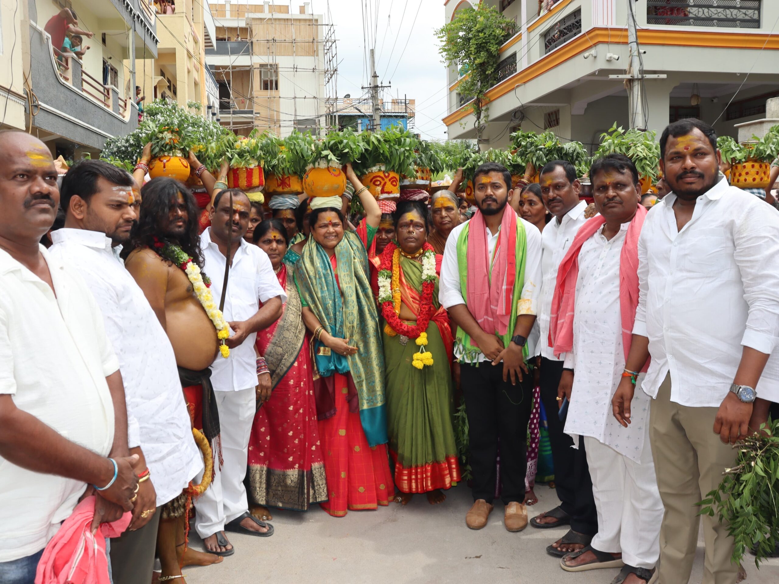 ఘనంగా బోనాల వేడుకలు