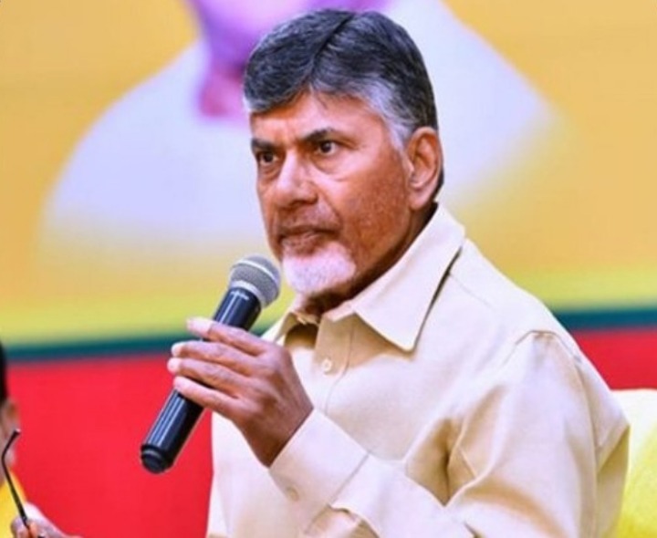 ఎమ్మెల్యేలతో కొనసాగుతున్న సీఎం భేటీలు