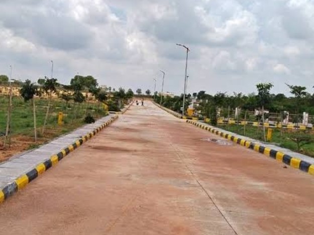 విక్రయానికి ప్లాట్లు సిద్ధం.. HMDA ఆలస్యం దేనికి..?
