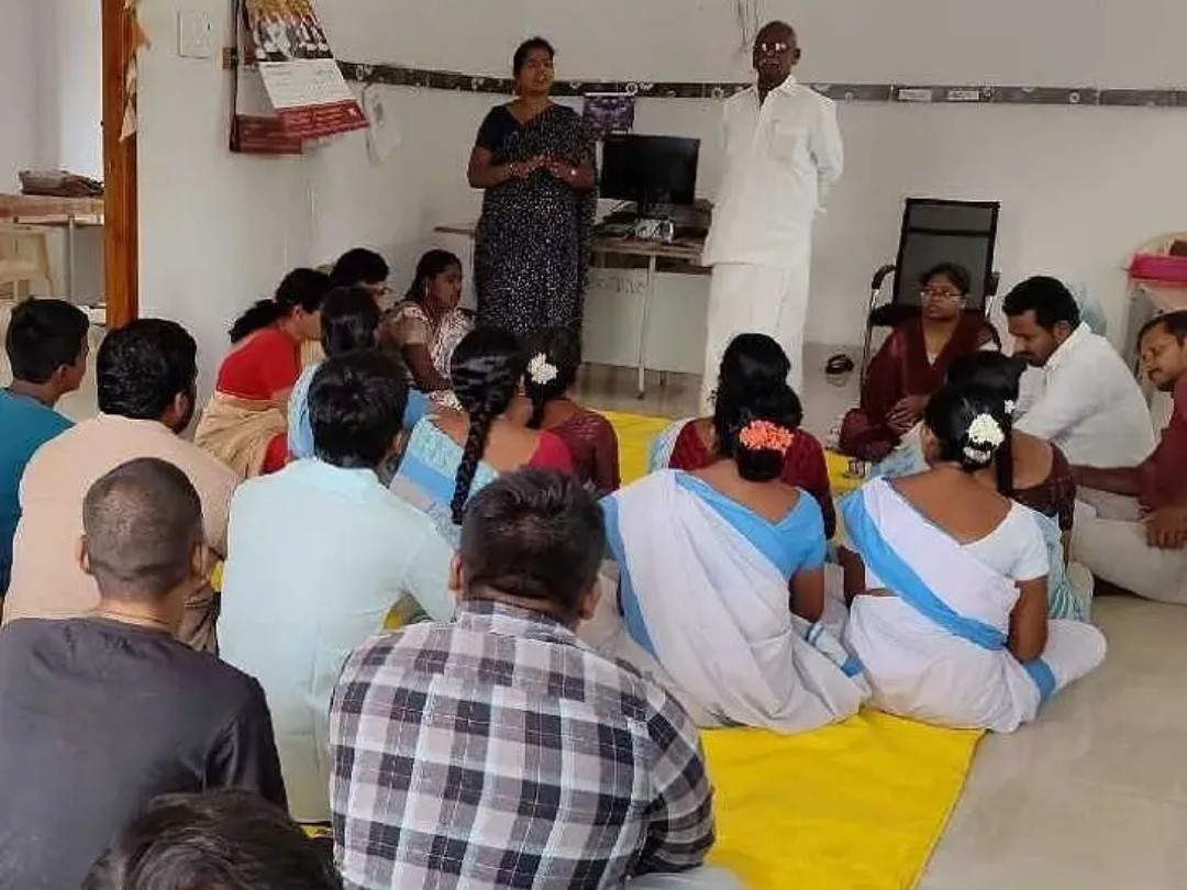 ‘పేద కుటుంబాలకు బాసటగా నిలవాలి’