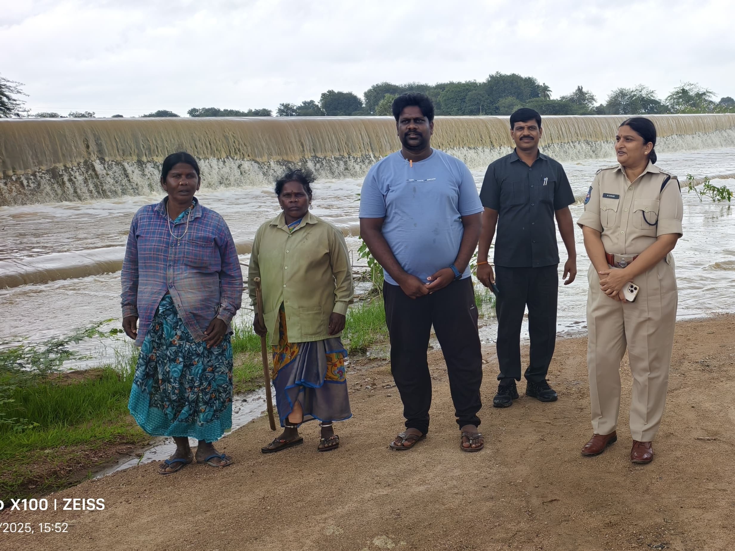 దుందుభి వాగును పరిశీలించిన జిల్లా ఎస్పీ