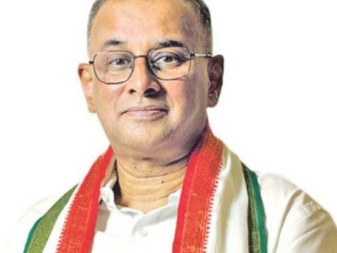‘రైతుల ప్రాణాలు తీసే గడ్డి మందు నిషేధించాలి’