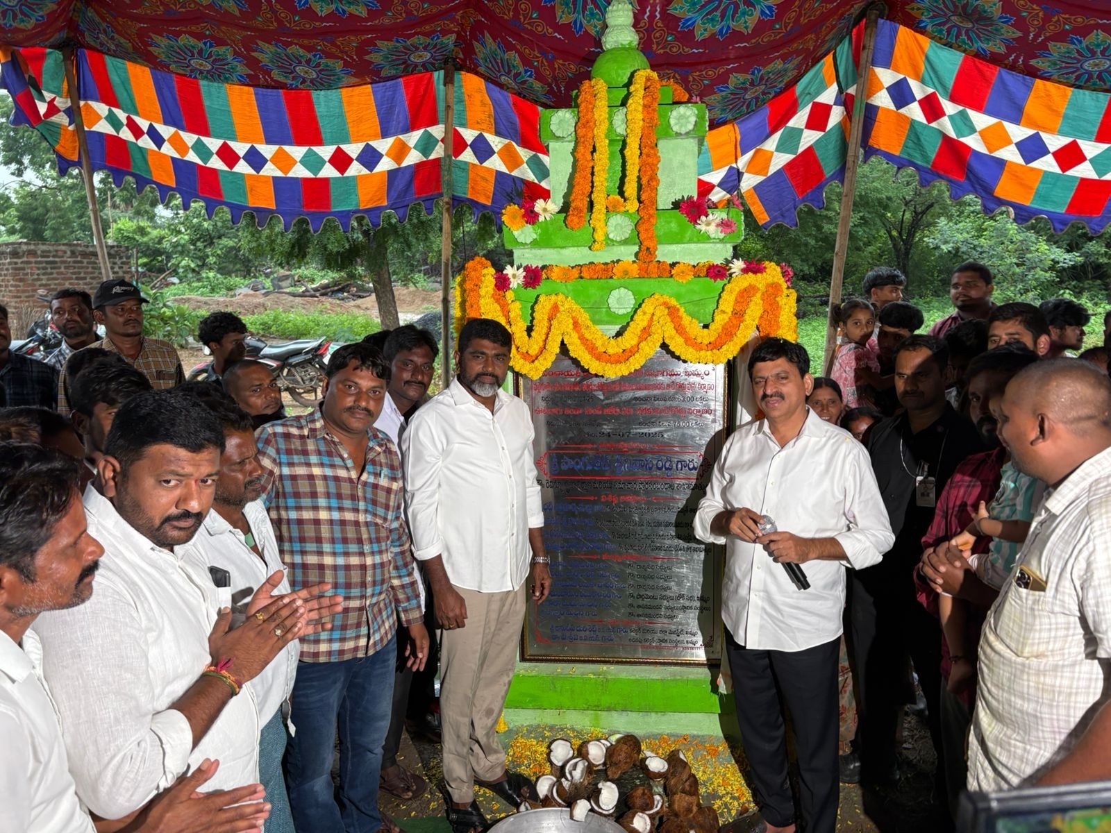 పాలేరును అన్ని విధాలుగా అభివృద్ధి చేస్తా: పొంగులేటి