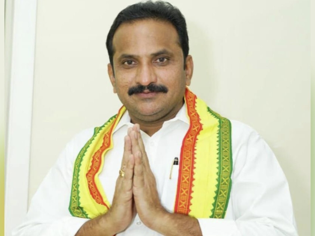 వైసీపీ నేతలపై ఎమ్మెల్యే ఫైర్