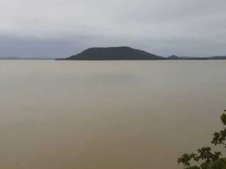 23.02 అడుగులకు చేరిన పాకాల