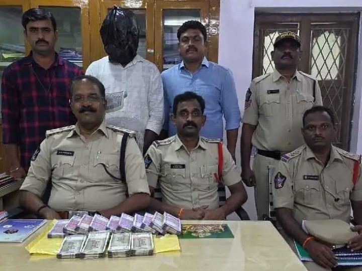 ఫోన్ సిగ్నల్ ఆధారంగా దొంగలు అరెస్ట్