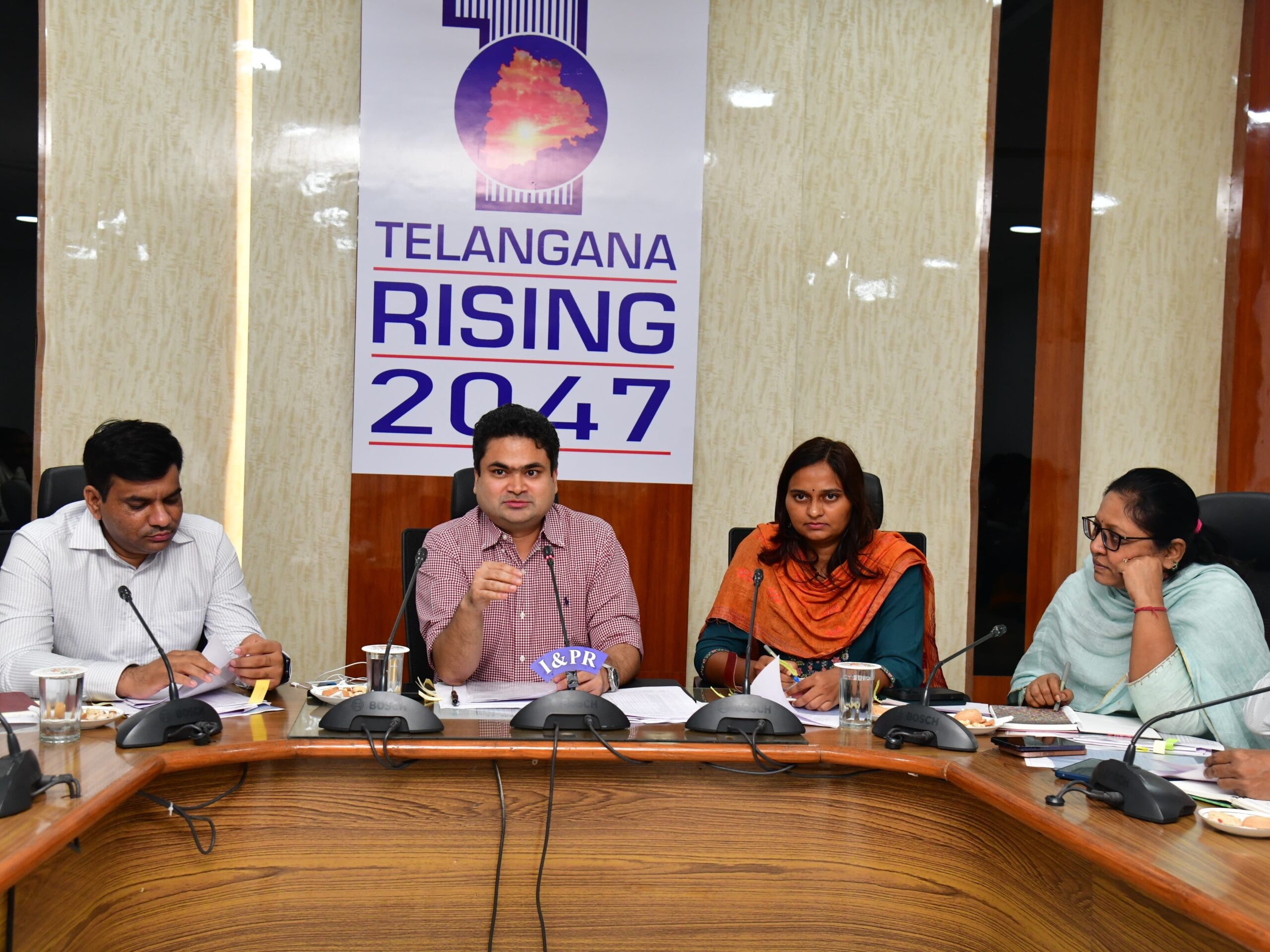 ‘భారీ వర్షాలు, వరదల పట్ల ముందస్తు జాగ్రత్తలు తీసుకోవాలి’