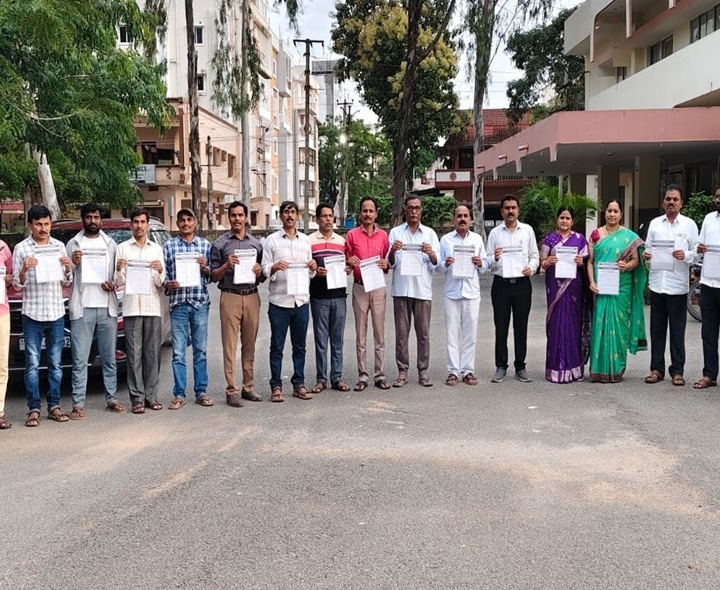 ‘ఉపాధ్యాయులకు PRS ప్రకటించాలి’