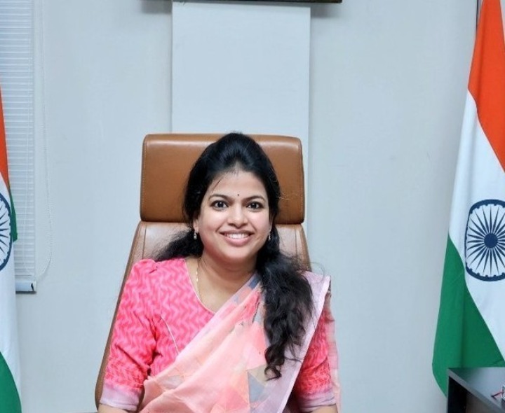 ప్రజావాణిలో 283 దరఖాస్తులు