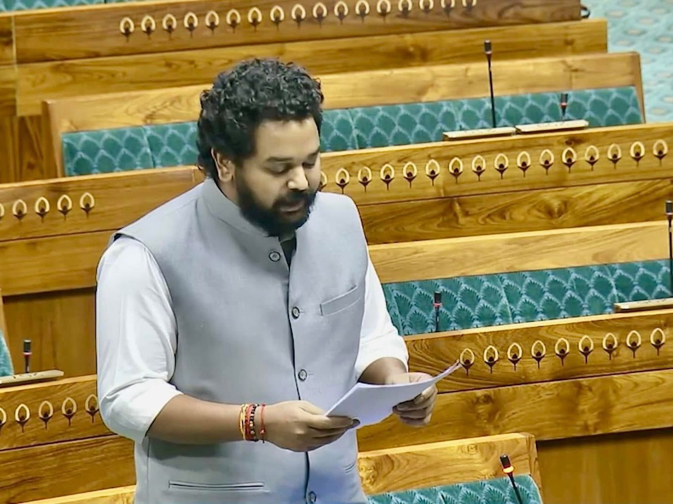 కోనసీమలో కొబ్బరి ఉత్పత్తి సంస్థలు నెలకొల్పండి: ఎంపీ