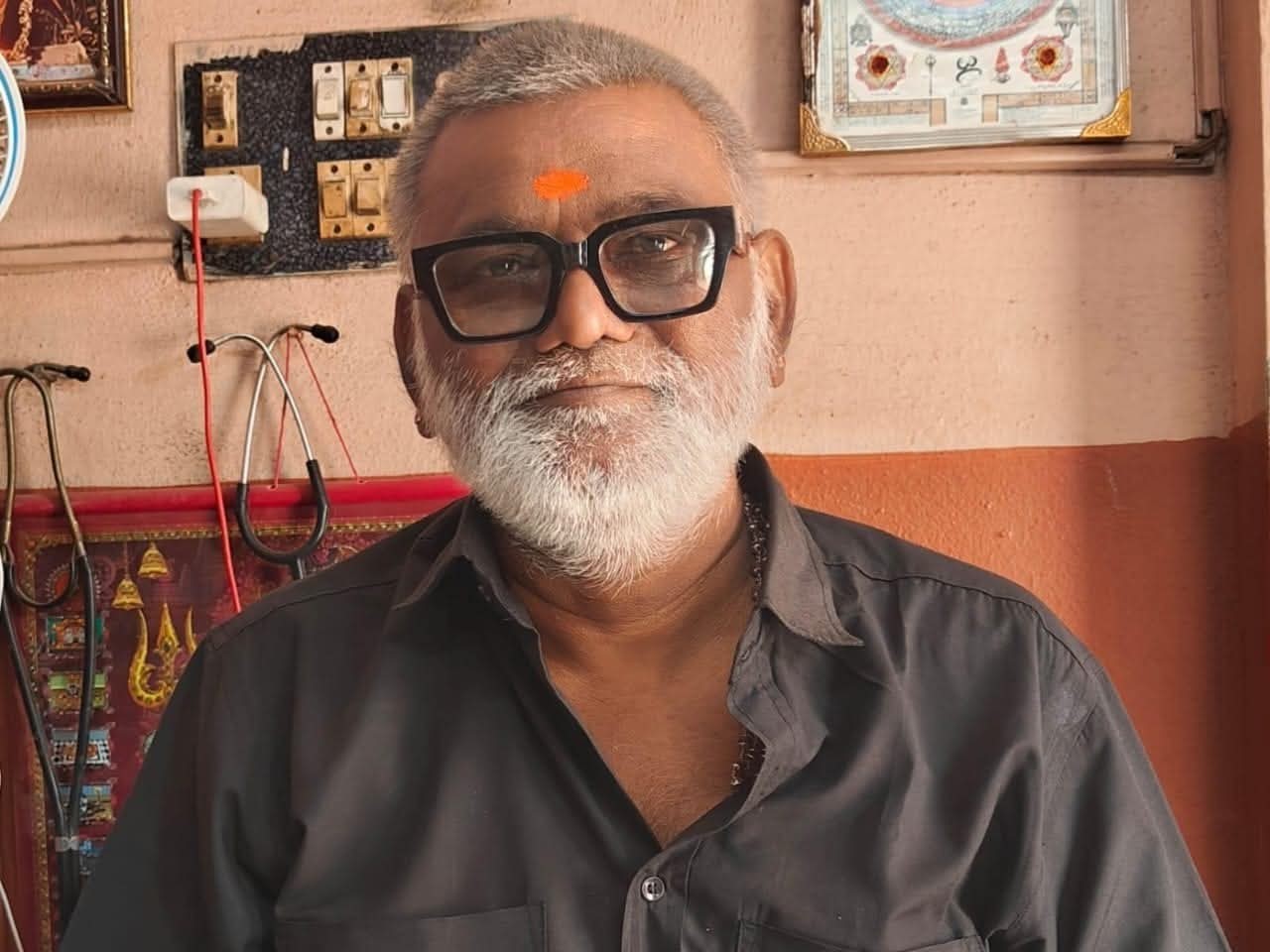 ‘”నో బ్యాగ్ డే” అమలు కావడం లేదు’