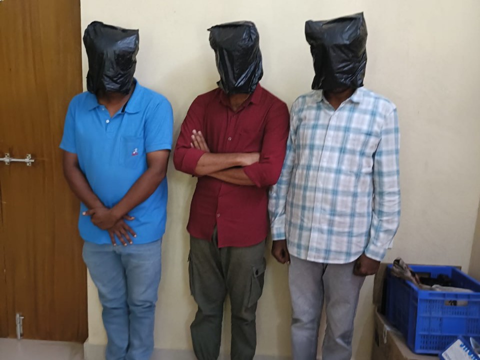 నకిలీ ఈ స్టాంపు కేసులో ముగ్గురికి బెయిల్