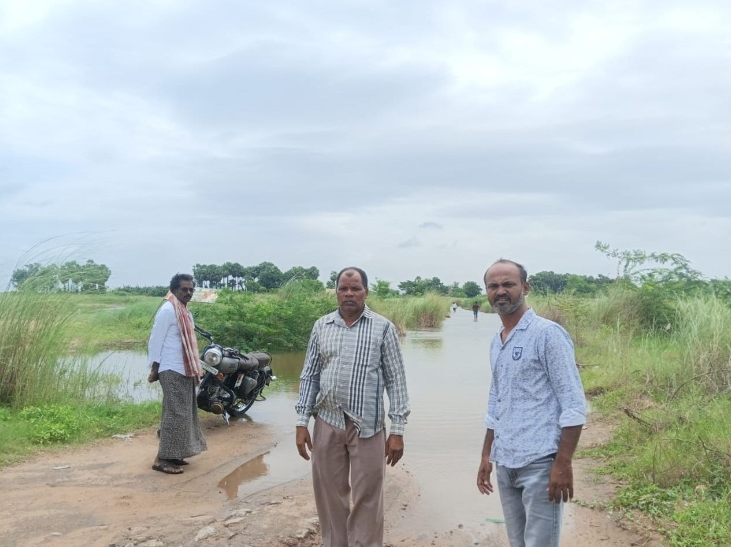 తుళ్లూరులో లంక గ్రామాలకు వరద ముంపు