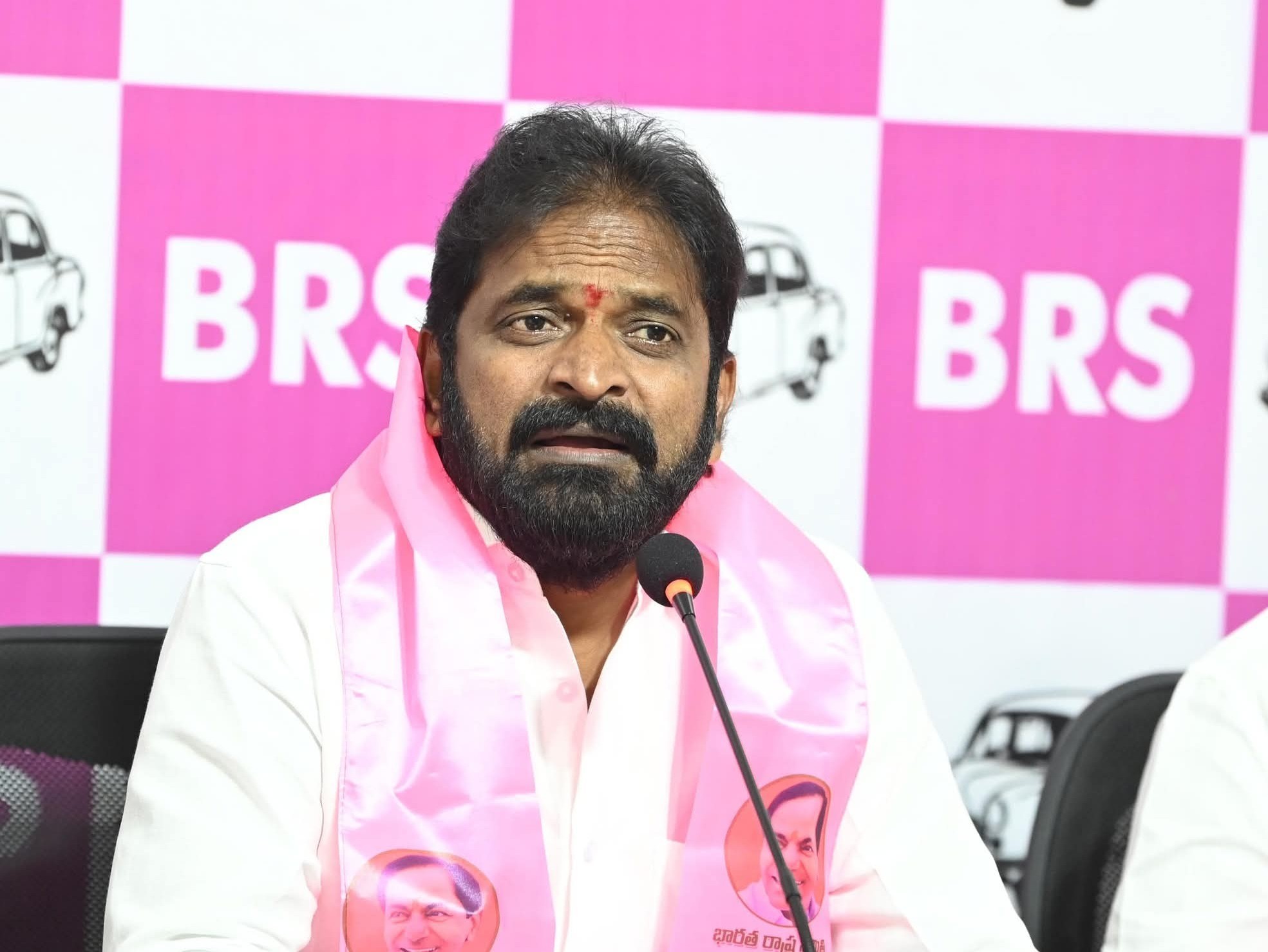 ‘ఇరిగేషన్ మంత్రికి నీటిపారుదలపై చిత్తశుద్ధి లేదు’
