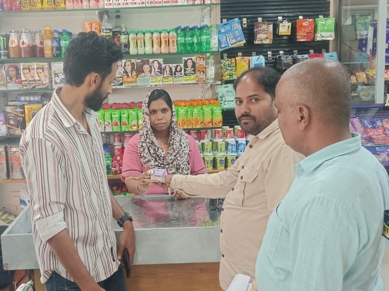 ప్లాస్టిక్‌ కవర్లు విక్రయిస్తే జరిమానాలు