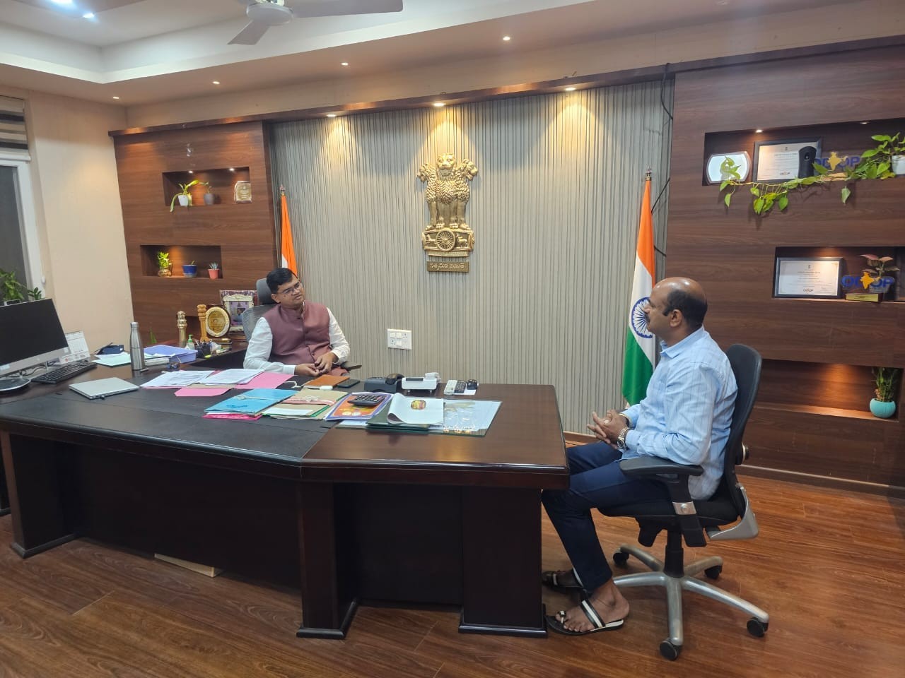 కలెక్టర్‌తో విజయనగరం ఎంపీ భేటి
