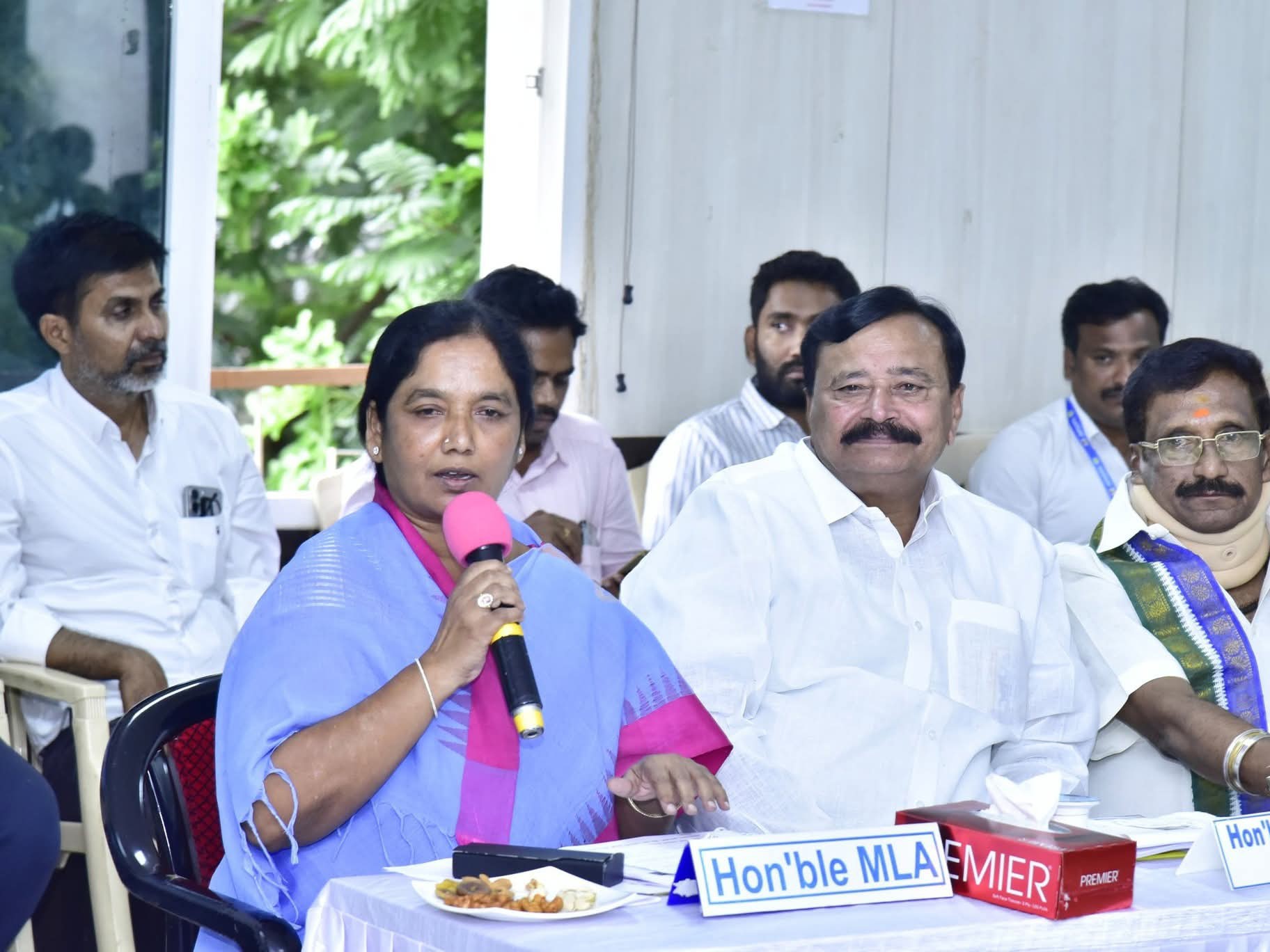 పేరూరు ప్రాజెక్ట్ పనులు ప్రారంభించాలి: ఎమ్మెల్యే పరిటాల