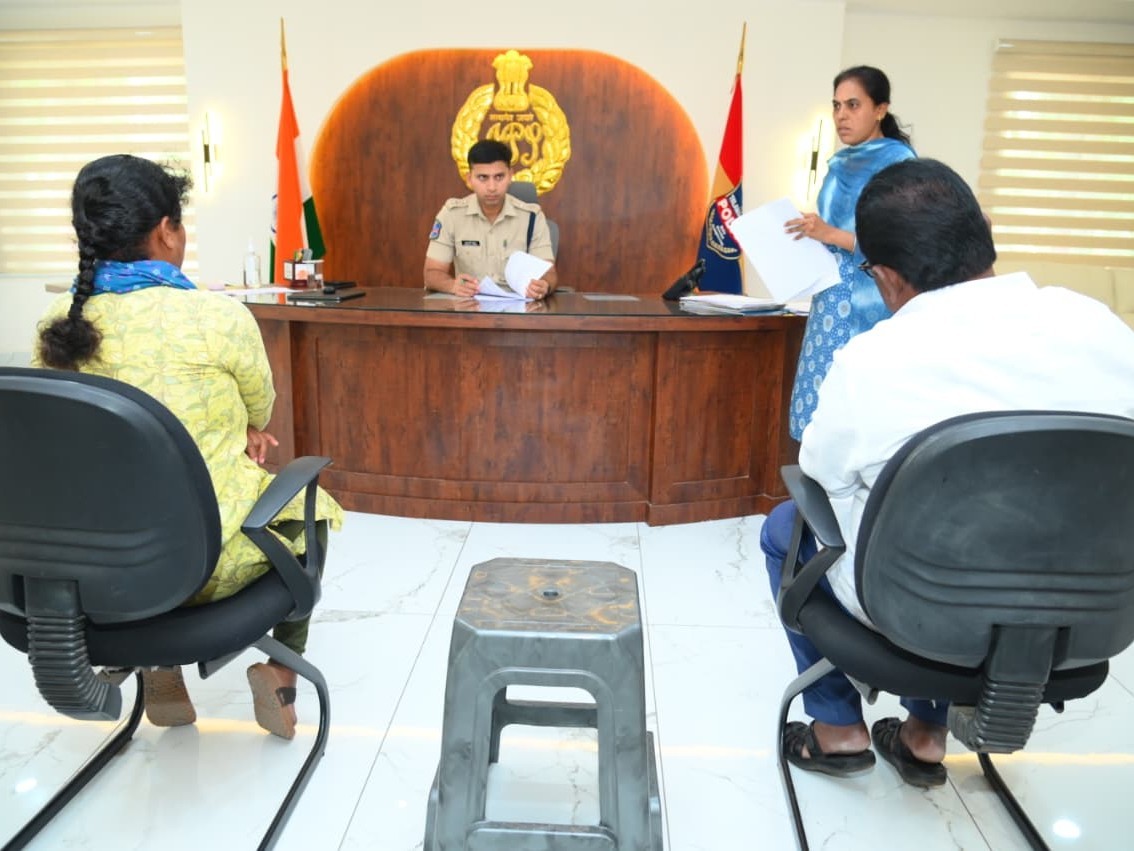 బాధితుల పిర్యాదులపై తక్షణ చర్యలు తీసుకోవాలి: ఎస్పీ