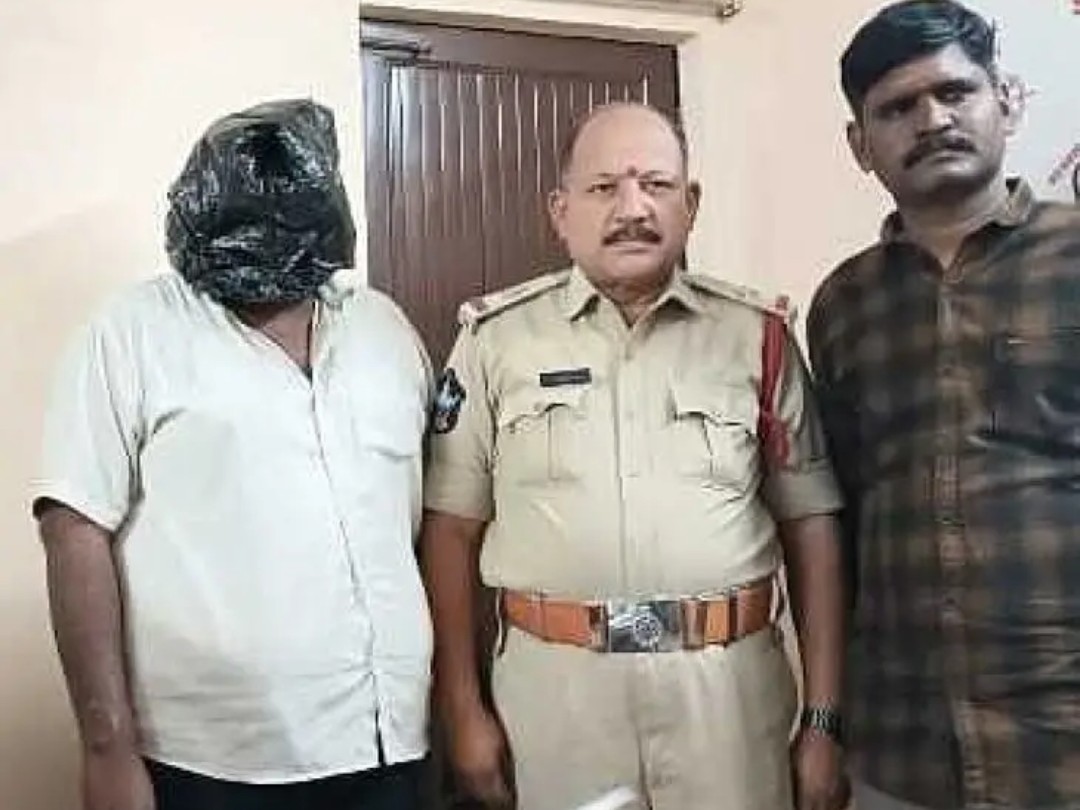 చదివింది బీటెక్.. చేసేది దొంగతనం