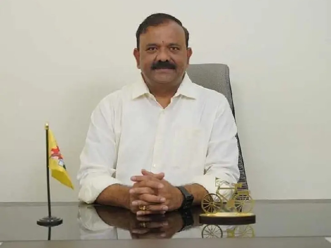 ‘యువత బాగుపడటం జగన్‌కు ఇష్టం లేదు’