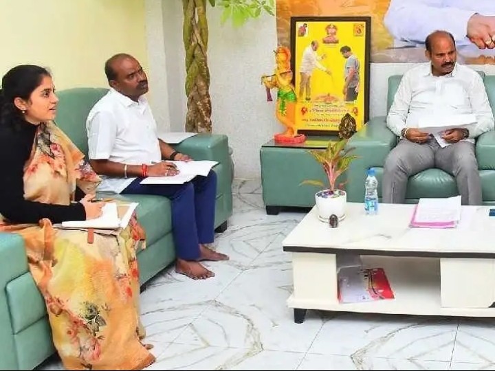 అర్హులైన ప్రతి ఒక్కరికి పింఛన్‌లు అందజేస్తాం: మంత్రి