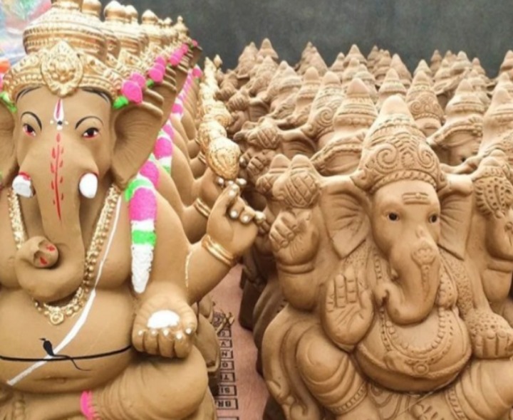 నేడు జిల్లాలో ఉచితంగా మట్టి గణపతుల పంపిణీ