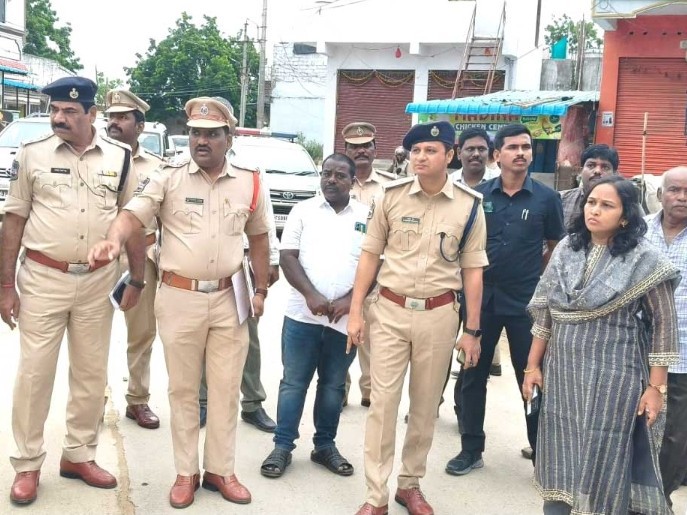 ‘శోభాయాత్రకు ఇబ్బంది లేేకుండా చూడాలి’