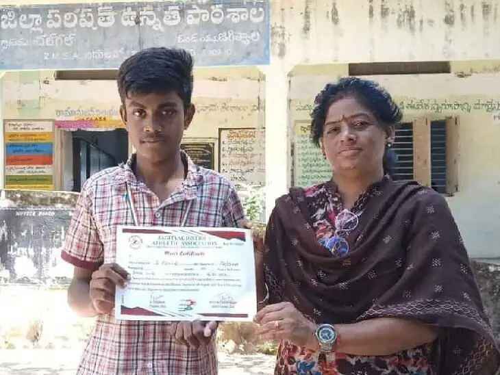 రాష్ట్రస్థాయి అథ్లెటిక్స్ పోటీలకు చల్గల్ విద్యార్థి
