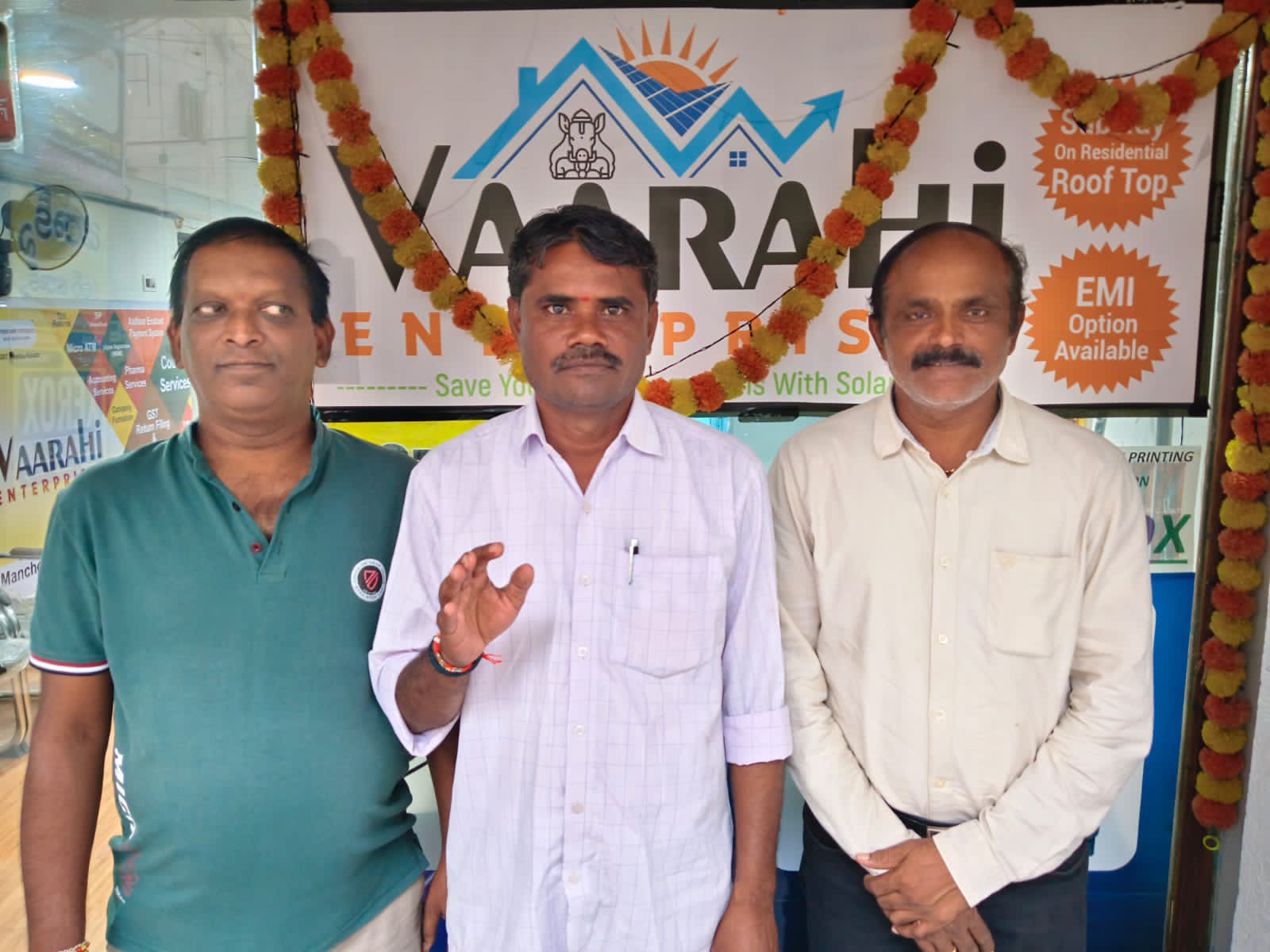 పూలే విగ్రహం ఏర్పాటు చేయాలి: శ్రీనివాస్