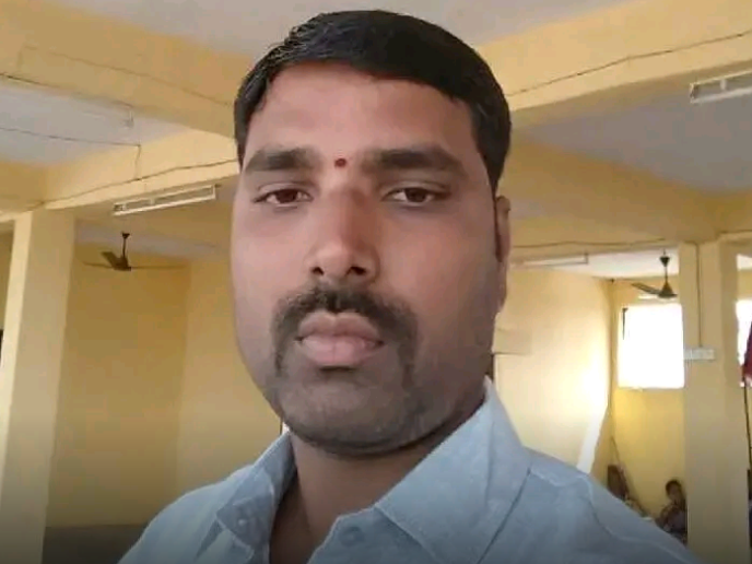 అప్పుల బాధ తట్టుకోలేక ఆత్మహత్య