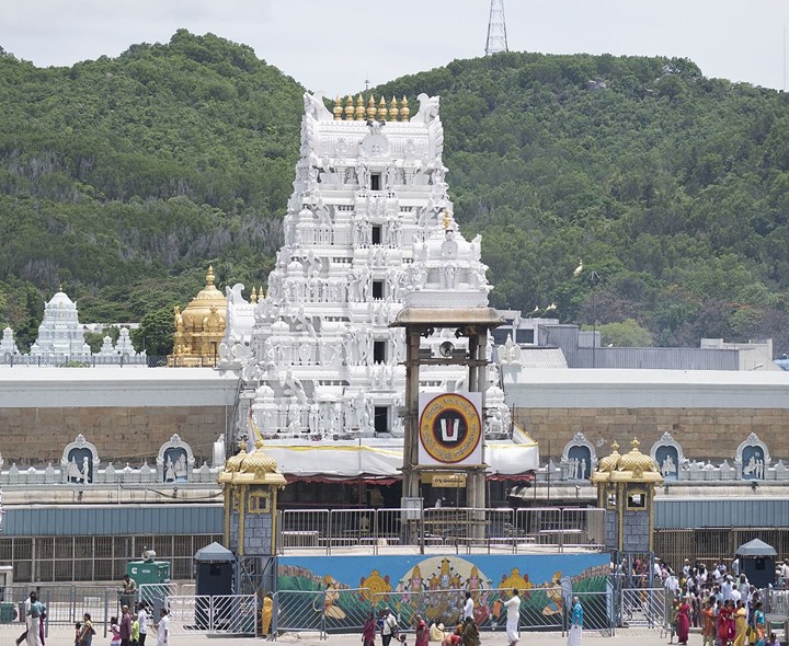తిరుమలలో సాధారణ రద్దీ