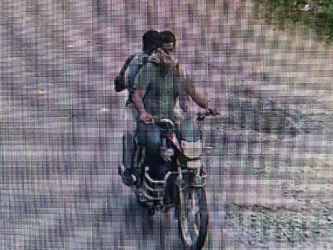 సీసీ కెమెరాల్లో దోపిడీ నిందితుల దృశ్యాలు