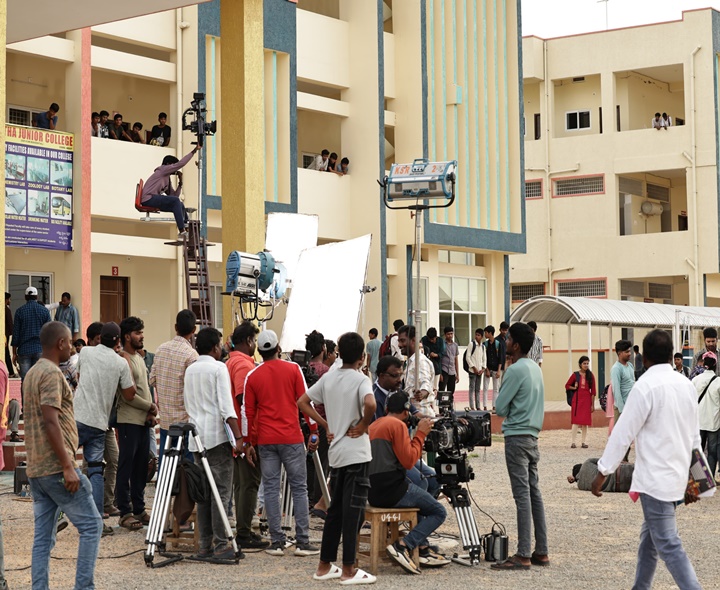 తూప్రాన్ పరిసరాల్లో సినిమా షూటింగ్