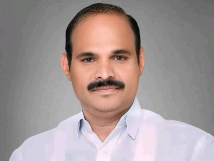 యూరియా వస్తోంది.. ఆందోళన వద్దు: మంత్రి