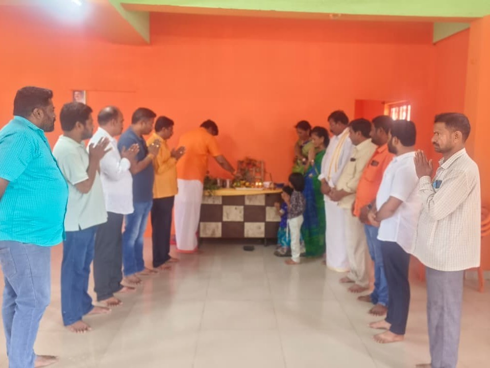 ‘విఘ్నేశ్వరుడి ఆశీస్సులతో ప్రజలు సుఖసంతోషాలతో ఉండాలి’