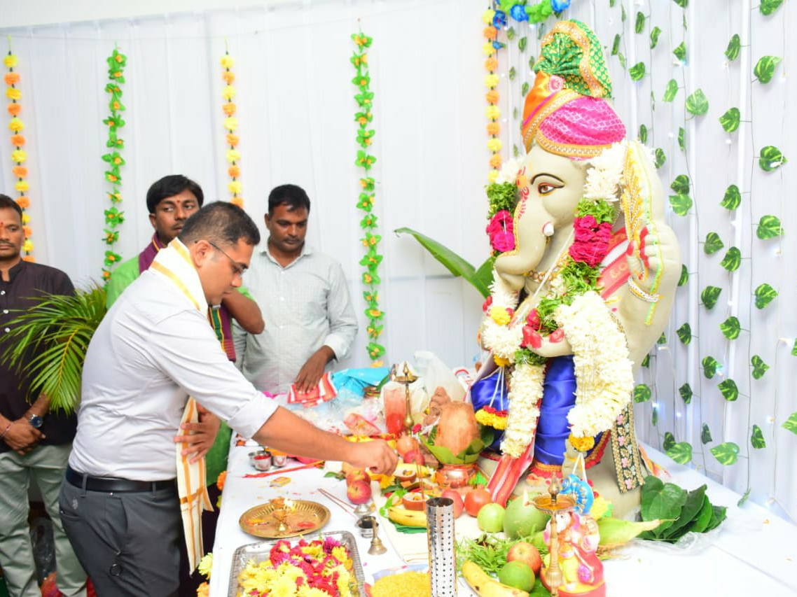 ‘శాంతియుత వాతావరణంలో నవరాత్రి ఉత్సవాలు జరుపుకోవాలి’