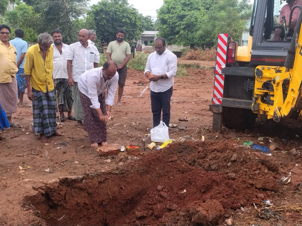 సంగంలో వాటర్ ట్యాంక్ నిర్మాణానికి శంకుస్థాపన