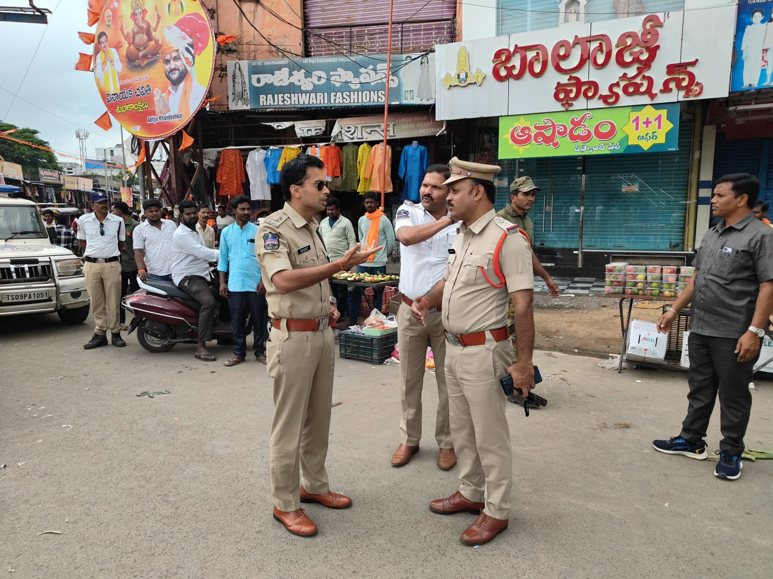 ట్రాఫిక్ ఇబ్బందులు లేకుండా చూడాలి: ఎస్పీ