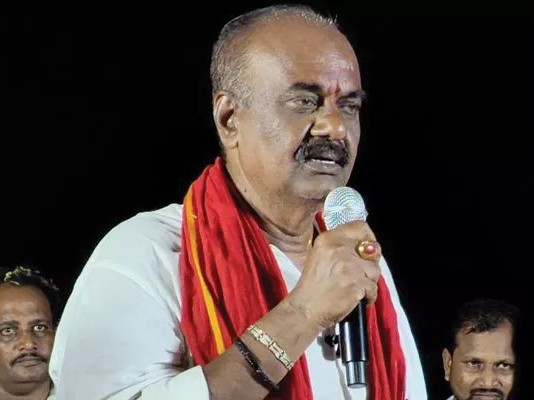 గణనాథుని ఆశీస్సులతో అభివృద్ధి చేస్తా: ఎమ్మెల్యే