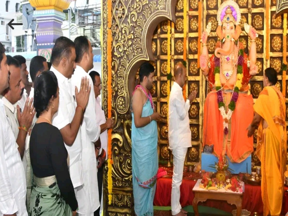 వినాయక చవితి వేడుకల్లో పాల్గొన్న కేంద్ర మంత్రి