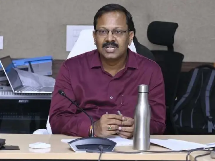 భారీ వర్షాలు.. బయటకు రాకండి: కలెక్టర్
